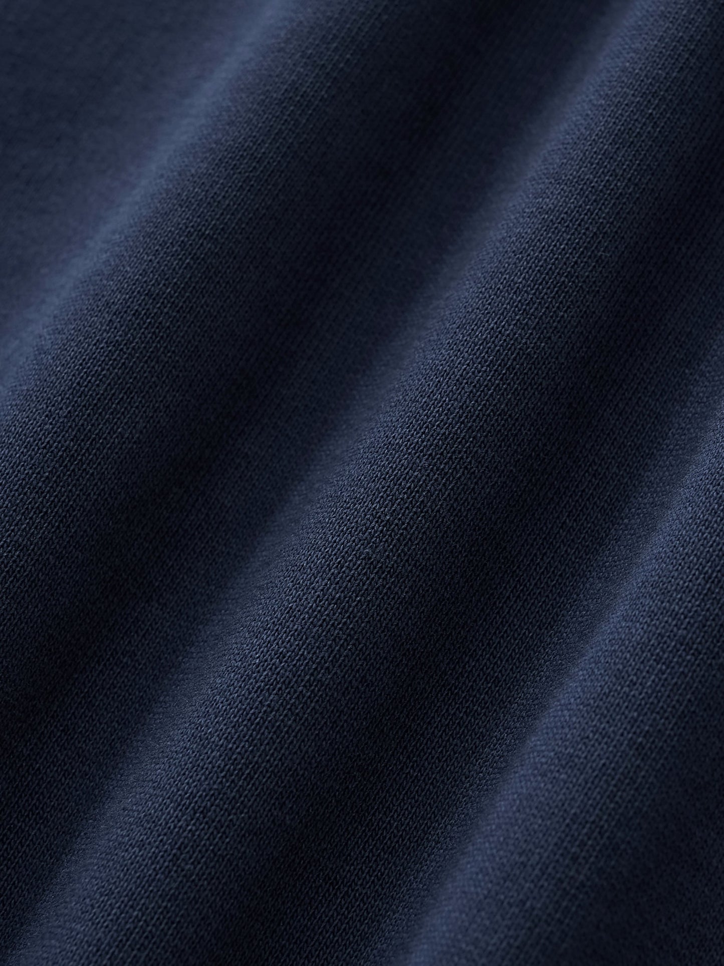 V-Neck Contrast Collar Boxy Sweatshirt D o n e s t a t e