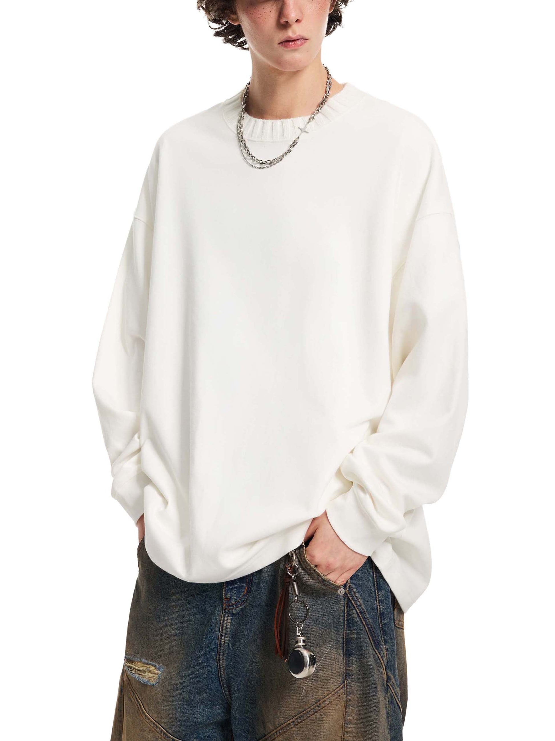 Knitted Round Neck Oversize Sweatshirt D o n e s t a t e