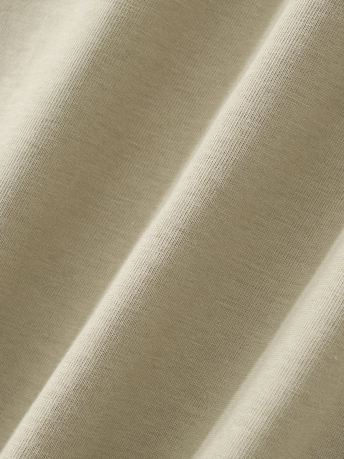 Contrast Stripes Panel Mesh T-shirt D o n e s t a t e