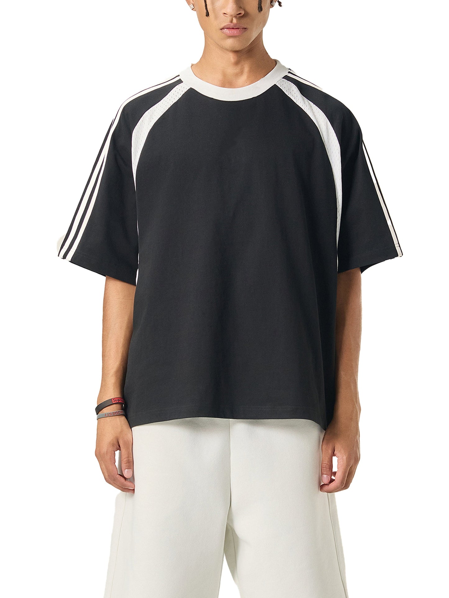 Contrast Stripes Panel Mesh T-shirt D o n e s t a t e