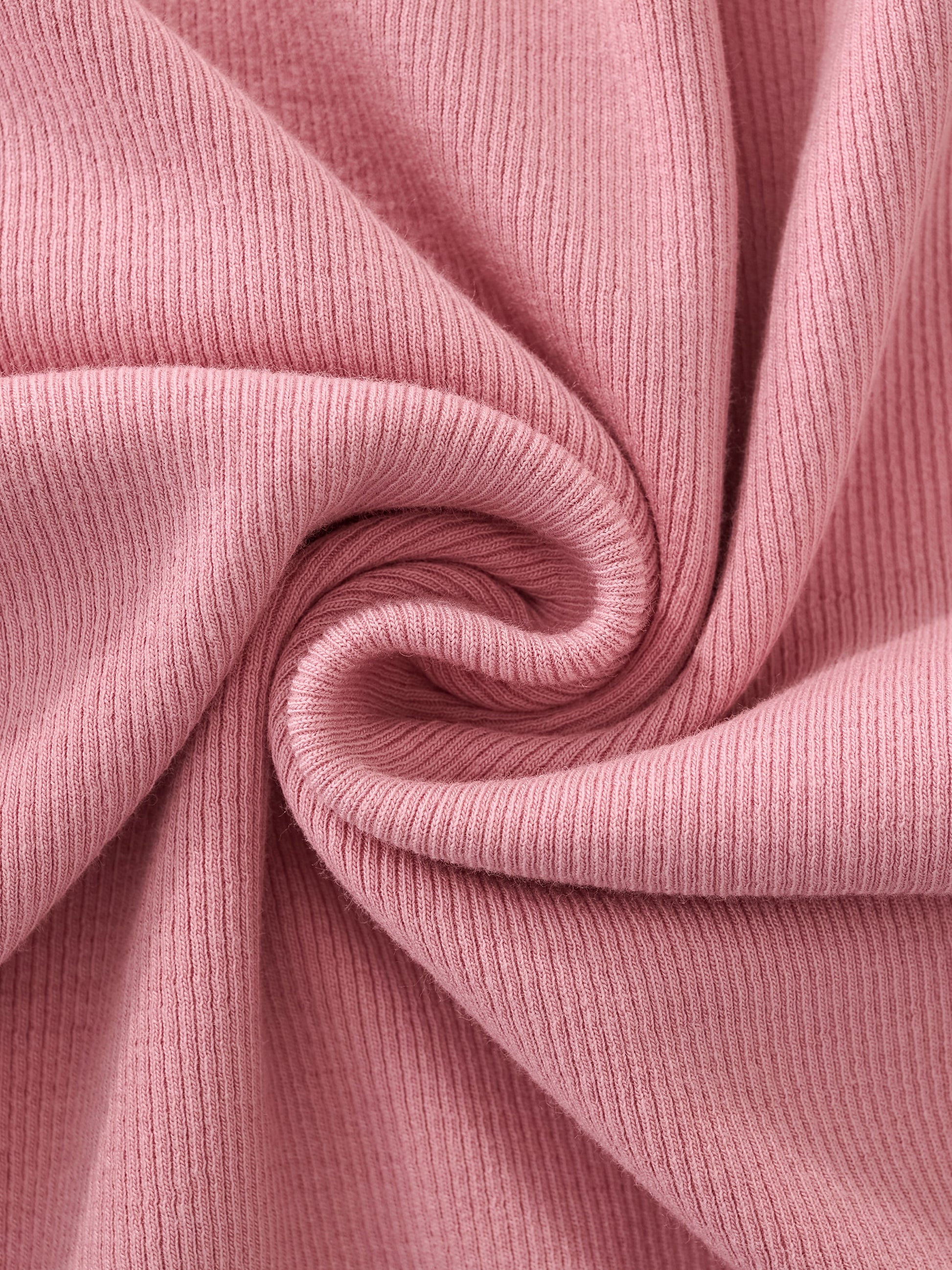 Essential Slim Fit Mock Neck T-Shirt D o n e s t a t e