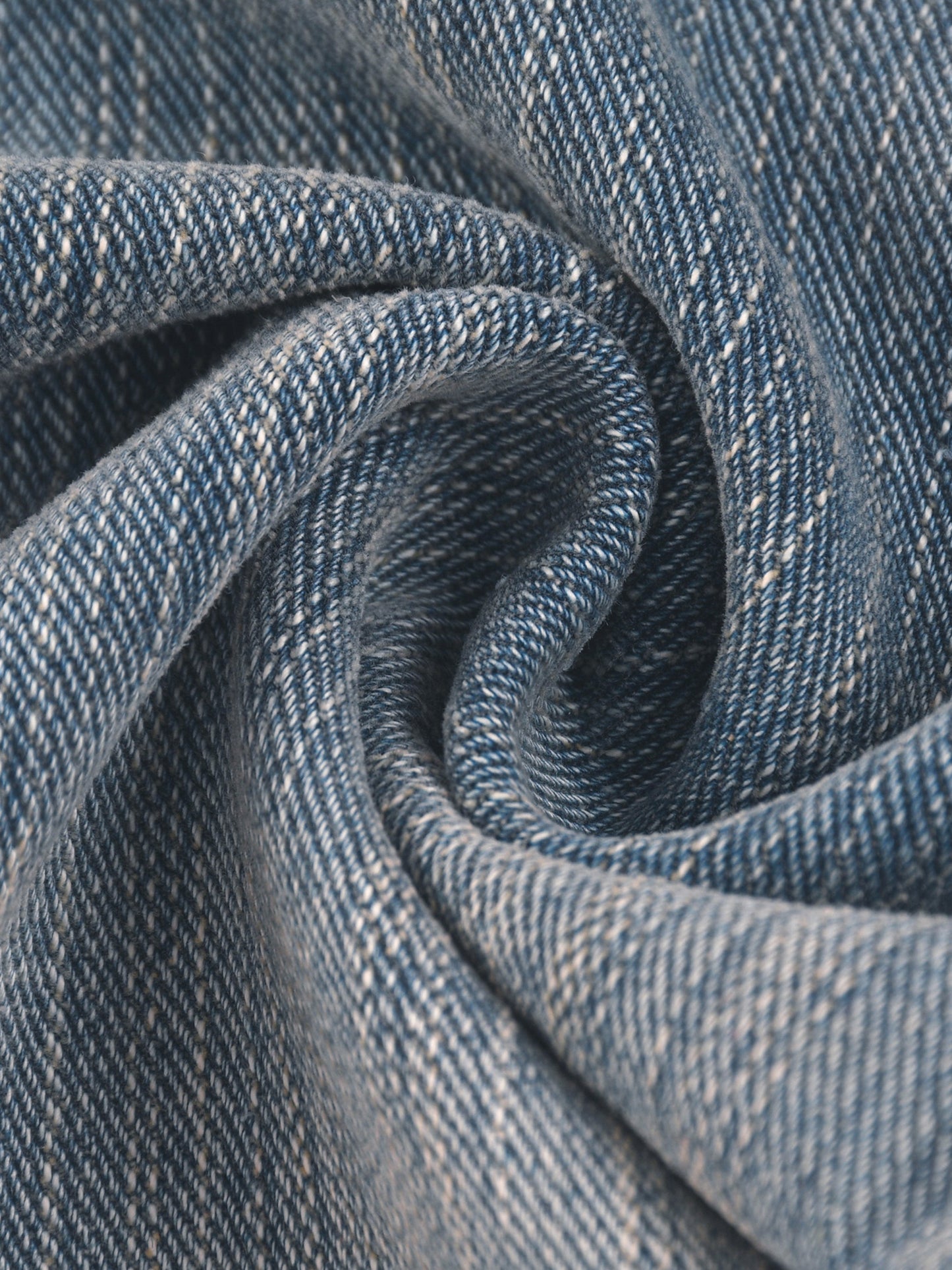 Vintage Wash Distressed Denim Jeans D o n e s t a t e