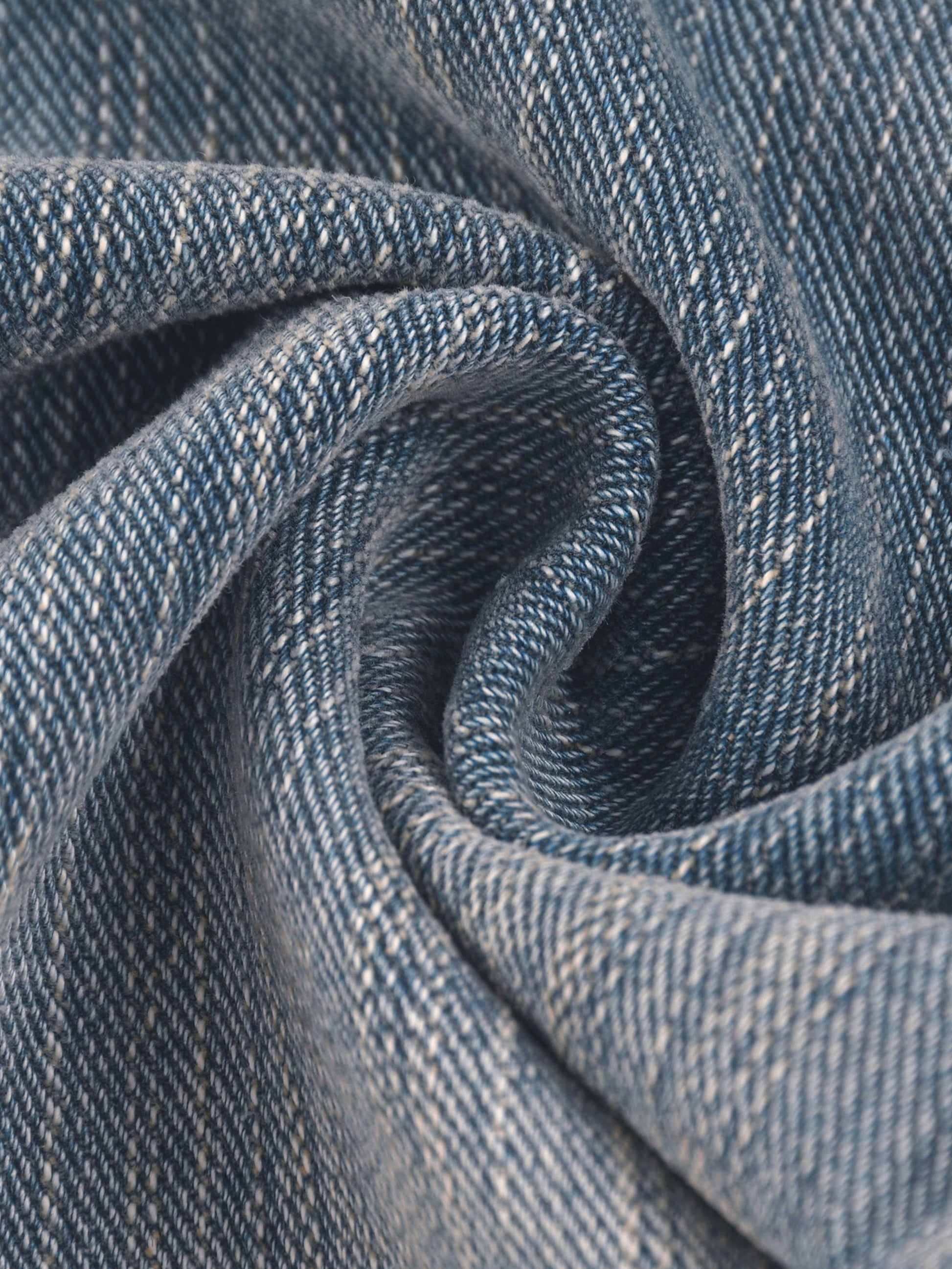 Vintage Wash Distressed Denim Jeans D o n e s t a t e