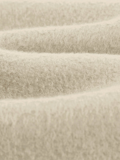 Curved Panel Raglan Hoodie D o n e s t a t e