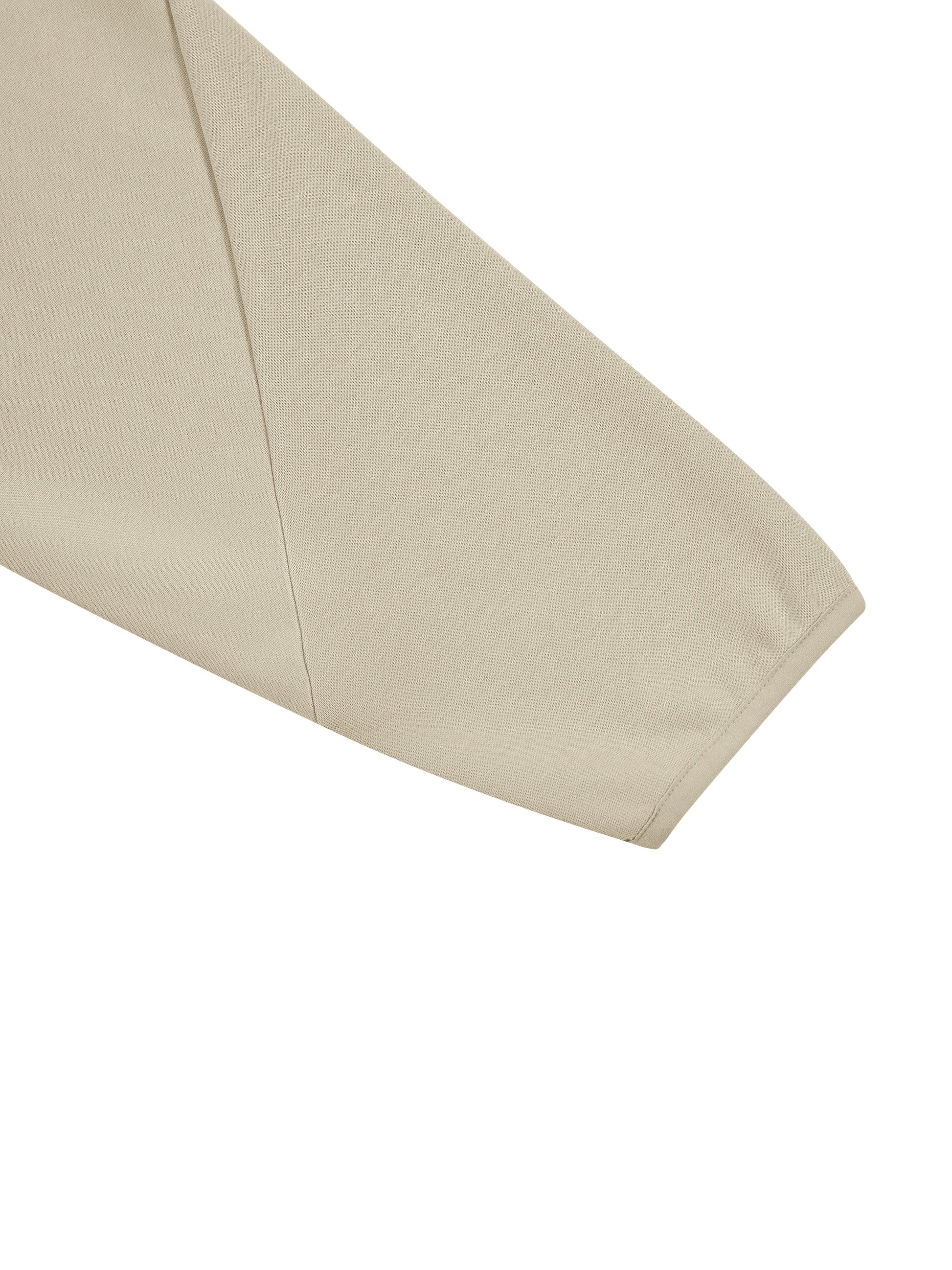 Curved Panel Raglan Hoodie D o n e s t a t e